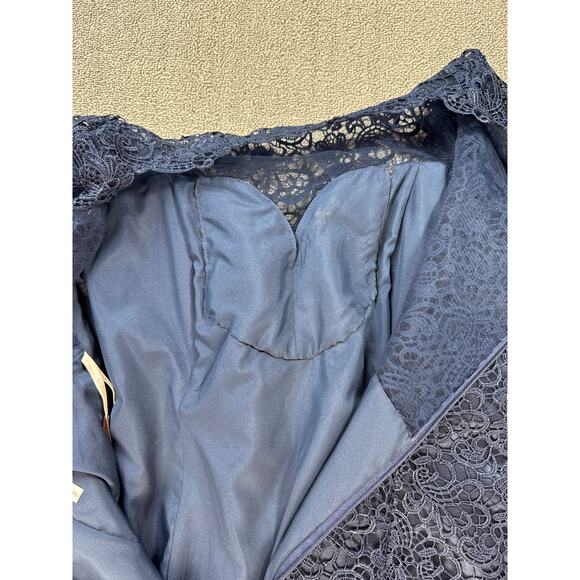 Jade Couture Formal Dress Lace Crochet Full Length Maxi Size 12 Petite - Picture 4 of 9